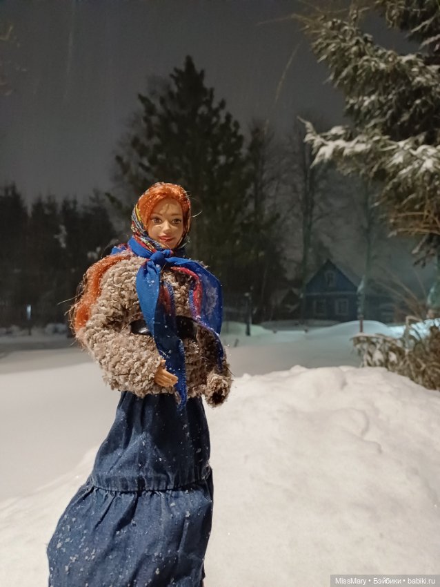 Ветер ночью хмурится, замело пути