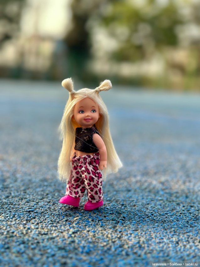 Весна идет, весне дорогу — Коллекции игровых кукол (Playline): фото полок (фото 10)