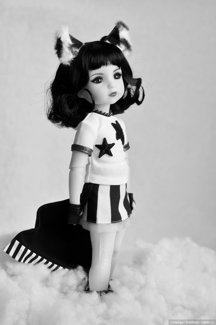 Внезапная Никки — Куклы Ruby Red (Руби Ред) Fashion Friends: Siblies