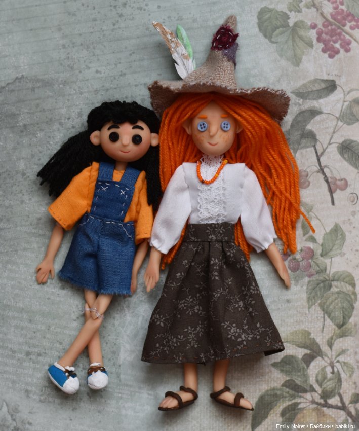 Шито Белыми Нитками: Агния и Лиза