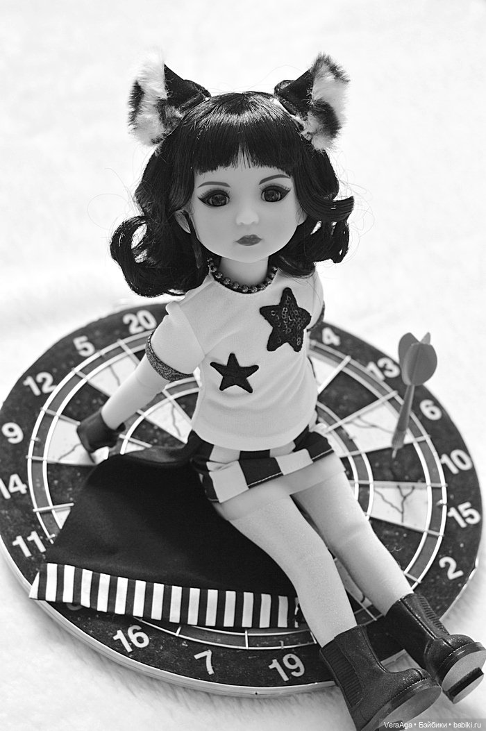 Внезапная Никки — Куклы Ruby Red (Руби Ред) Fashion Friends: Siblies (фото 9)
