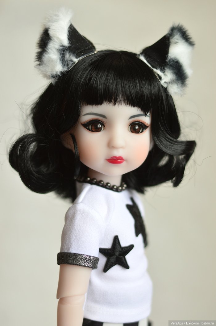 Внезапная Никки — Куклы Ruby Red (Руби Ред) Fashion Friends: Siblies