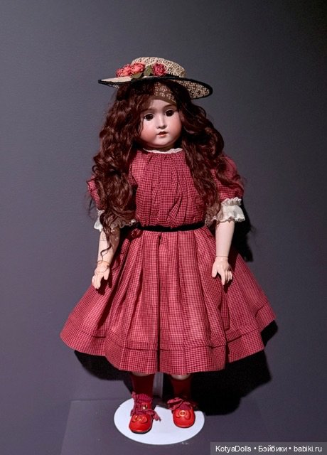 Выставка Антикварных кукол