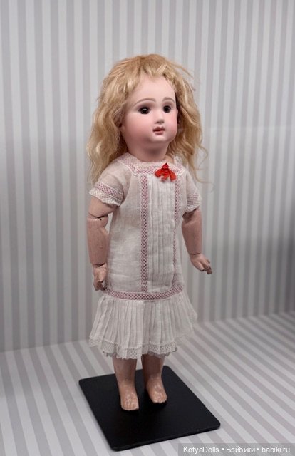 Выставка Антикварных кукол