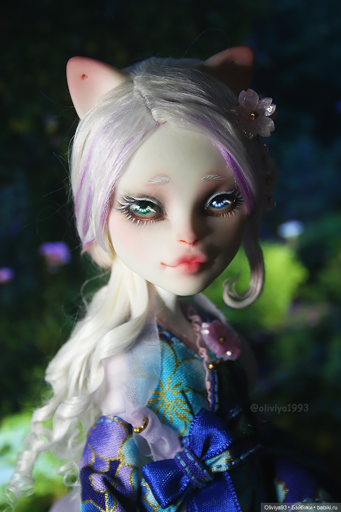 «Словно цветок, распустившийся в лучах лунного света»🌺💙