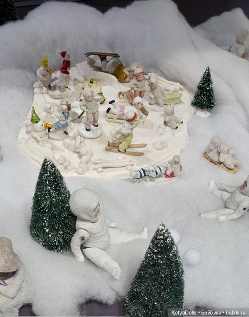 Выставка Антикварных кукол