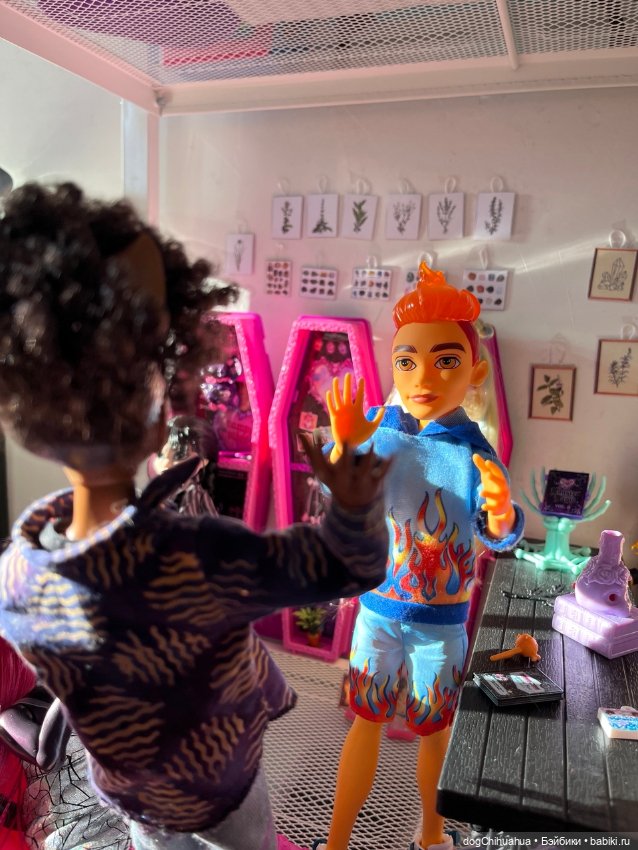 Приключения в школе монстров. Не зовите духов трижды .Часть 1