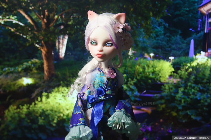 «Словно цветок, распустившийся в лучах лунного света»🌺💙 (фото 6)