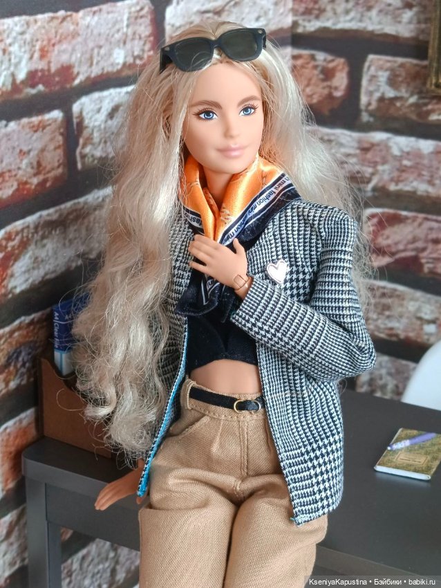 С 8 марта — Куклы Barbie (Барби): Looks (фото 8)