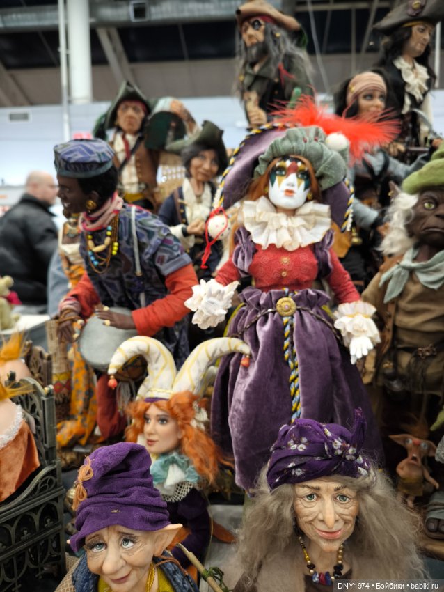 Мартовская Тишинка, часть четвёртая, обо всём подряд