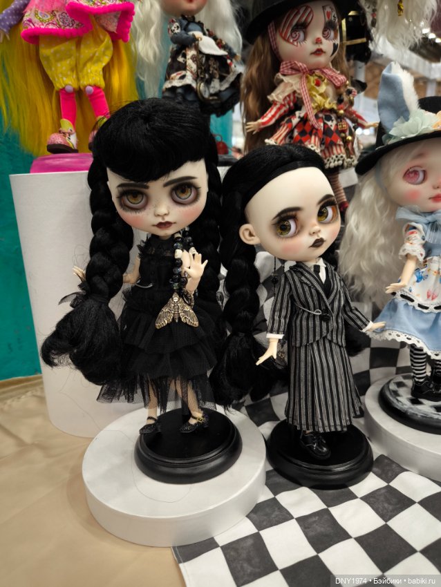 Мартовская Тишинка, часть третья, про Блайз, монстров, и не только