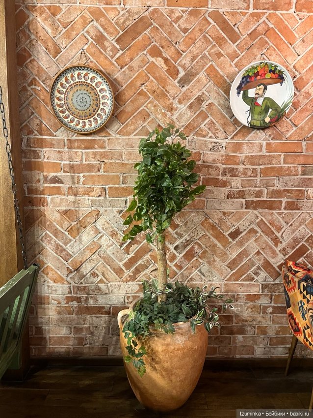 С праздником Весны 🌿🌷, девочки