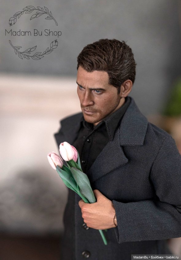 Юный Джейк Джилленхол поздравляет дам с 8 Марта (фото 4)