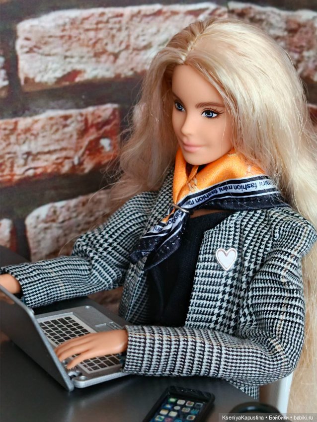 С 8 марта — Куклы Barbie (Барби): Looks (фото 6)