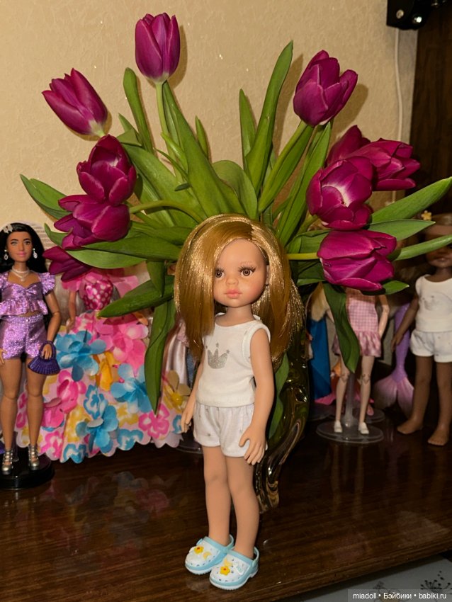 Девочки поздравляют с 8 марта (фото 7)