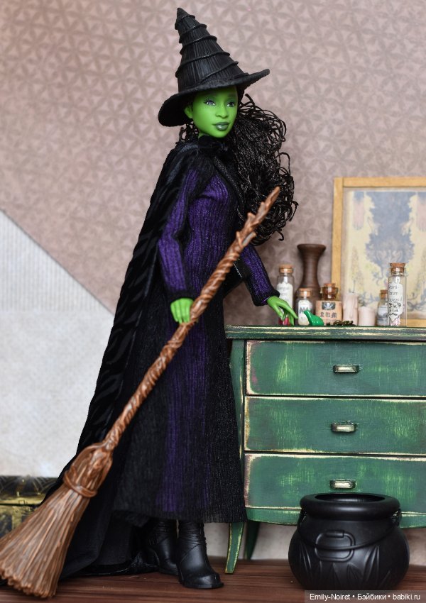 Зеленая ведьма — Куклы Barbie (Барби): Looks (фото 7)
