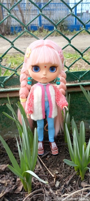 Голова Блайз на теле рейнбоу хай (фото 5)