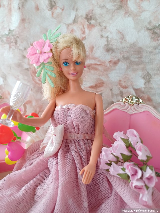 День рождения Барби — Куклы Barbie (Барби): Looks