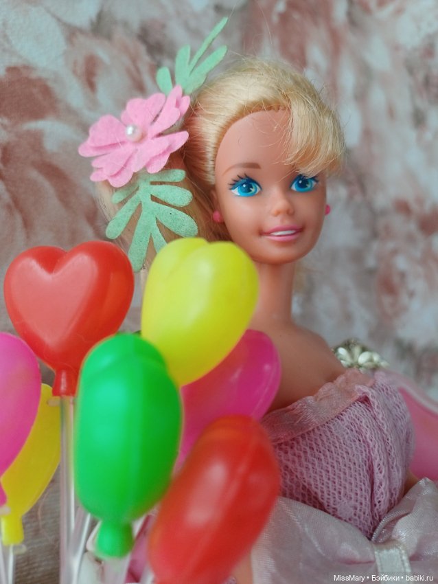 День рождения Барби — Куклы Barbie (Барби): Looks (фото 9)