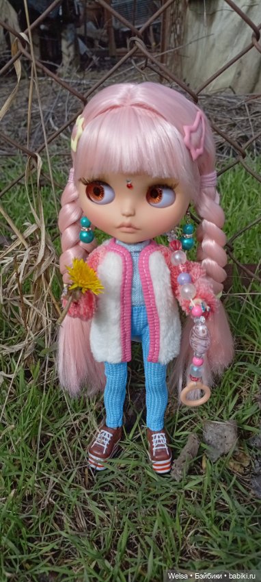 Голова Блайз на теле рейнбоу хай (фото 2)