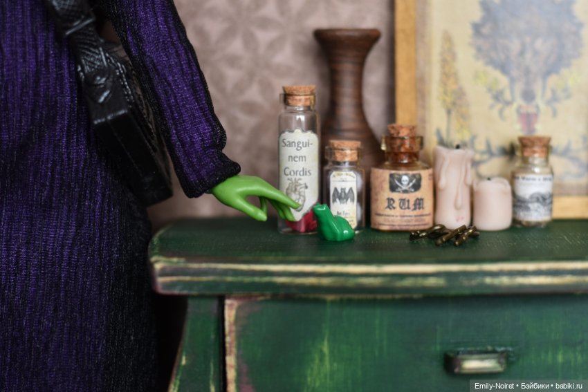 Зеленая ведьма — Куклы Barbie (Барби): Looks (фото 9)