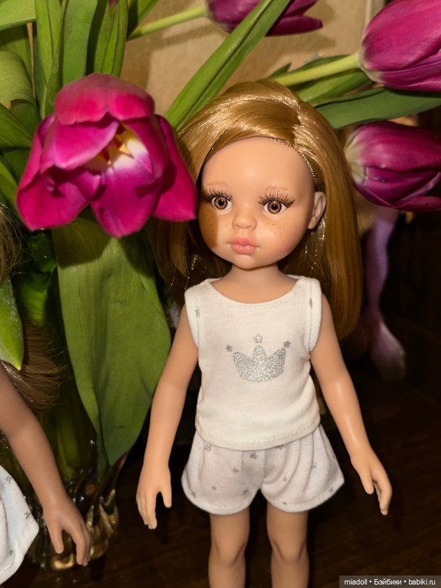 Девочки поздравляют с 8 марта (фото 8)