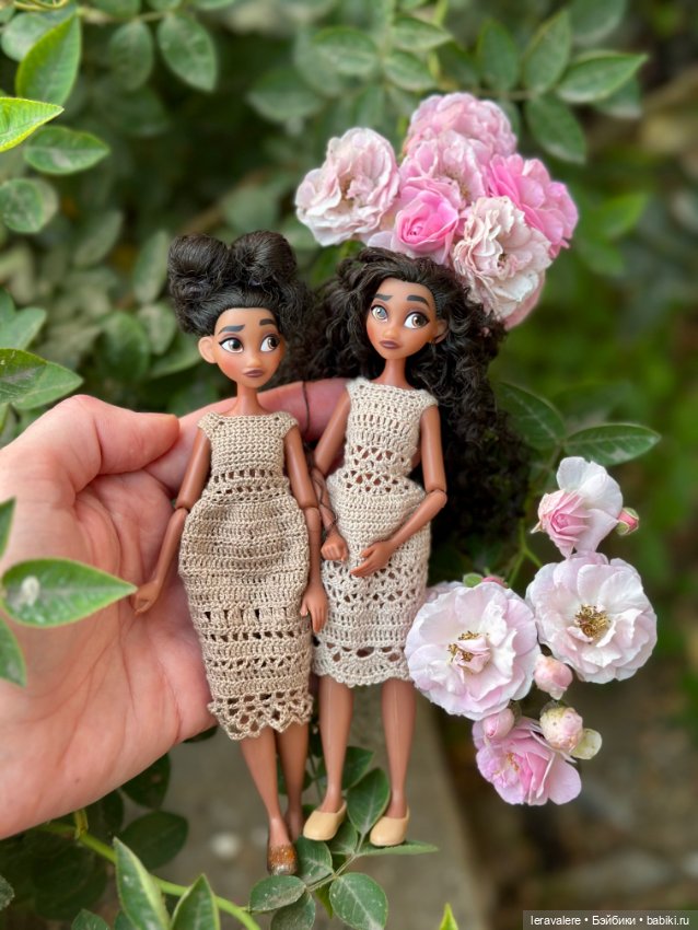 Фото от 8 марта — Коллекции игровых кукол (Playline): фото полок (фото 2)