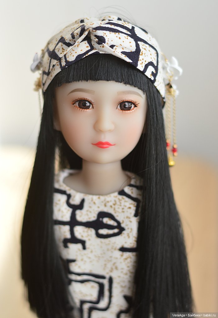 Весна-Кицунэ Руби Ред — Куклы Ruby Red (Руби Ред) Fashion Friends: Siblies (фото 6)