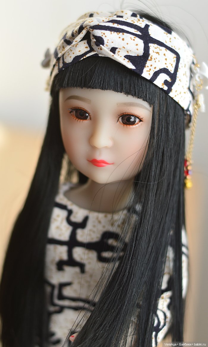 Весна-Кицунэ Руби Ред — Куклы Ruby Red (Руби Ред) Fashion Friends: Siblies (фото 4)