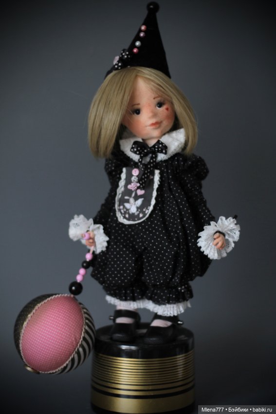 Эмили , клоунесса — Авторские текстильные куклы: Вальдорфские