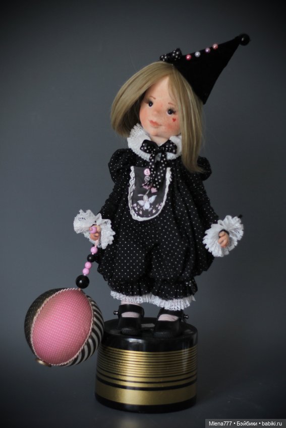 Эмили , клоунесса — Авторские текстильные куклы: Вальдорфские (фото 2)