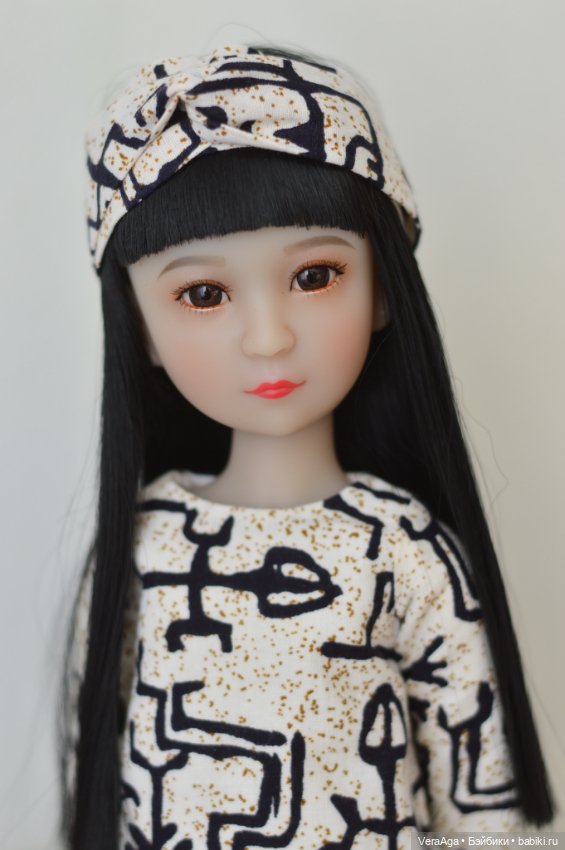 Весна-Кицунэ Руби Ред — Куклы Ruby Red (Руби Ред) Fashion Friends: Siblies (фото 3)