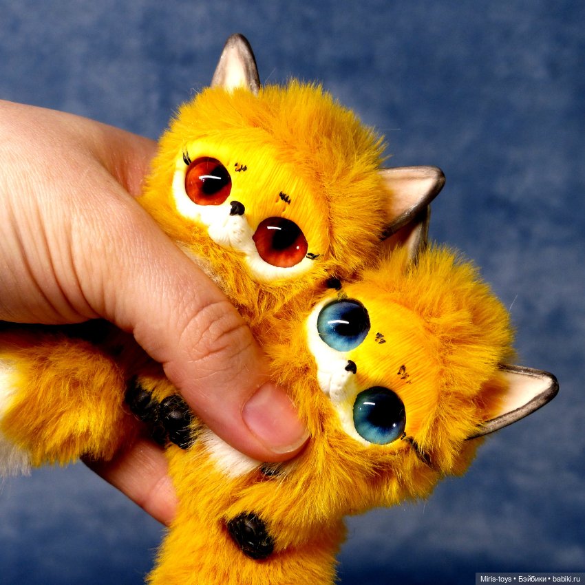 Лисички малышки — Игрушки в смешанной технике (мех и глина): Арт (фото 2)