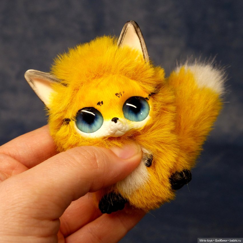 Лисички малышки — Игрушки в смешанной технике (мех и глина): Арт