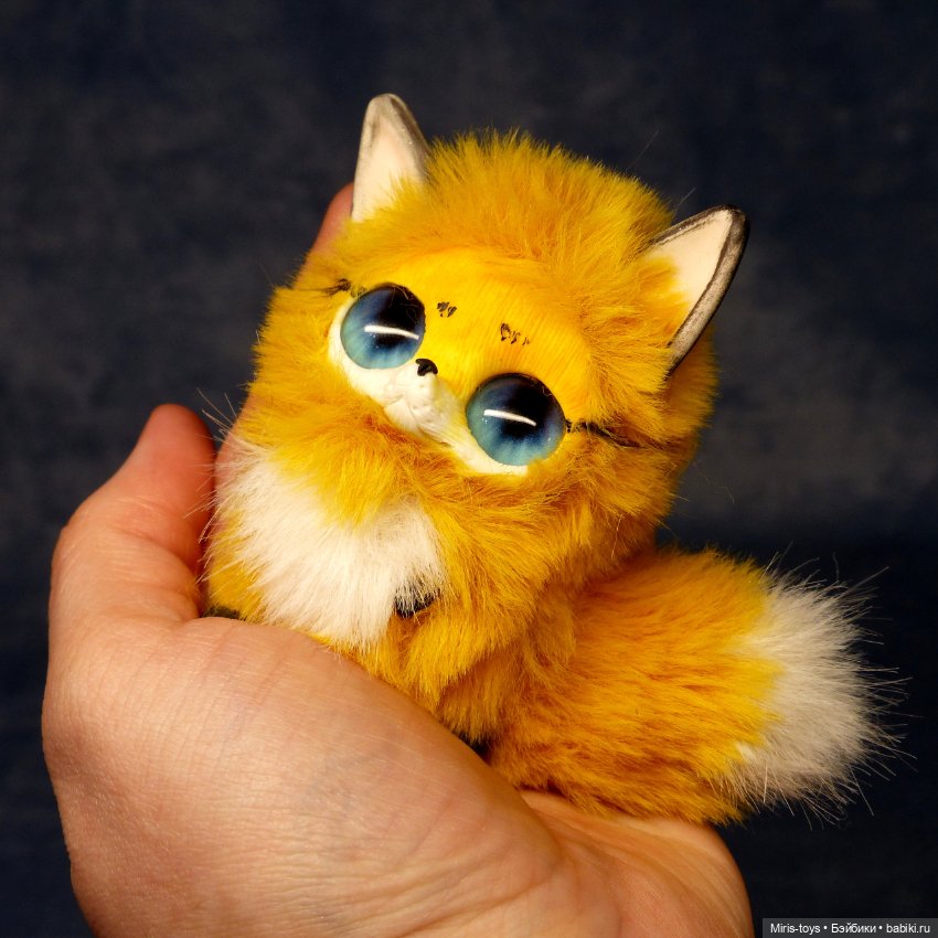 Лисички малышки — Игрушки в смешанной технике (мех и глина): Арт