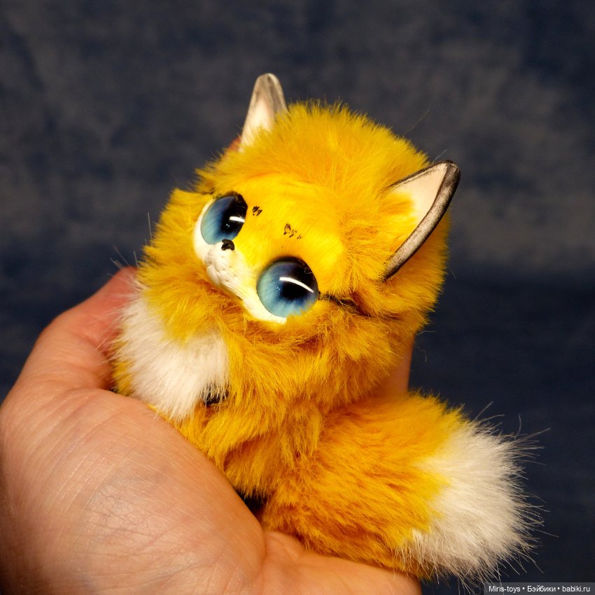 Лисички малышки — Игрушки в смешанной технике (мех и глина): Арт