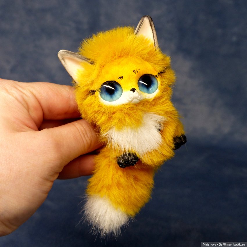 Лисички малышки — Игрушки в смешанной технике (мех и глина): Арт