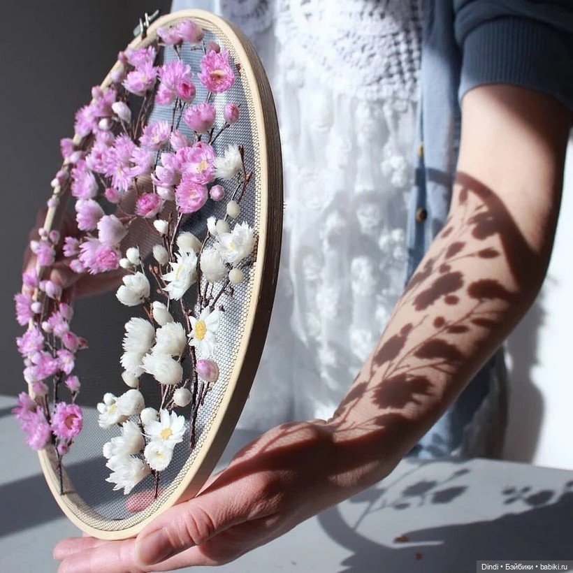 Вышивка живой природой: ботанические шедевры Ольги Принку на сетке (фото 5)