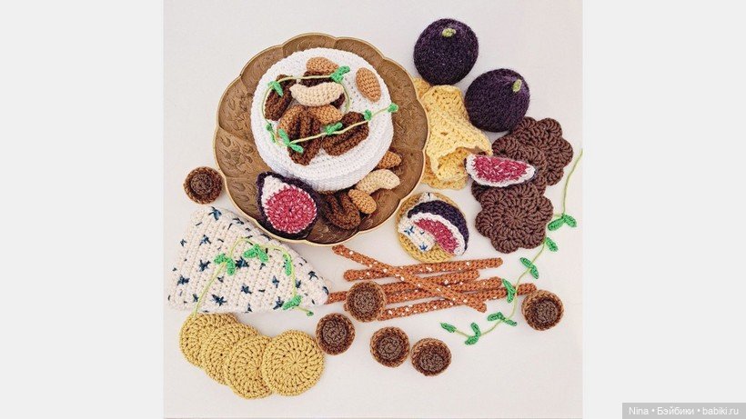 Вкусное вязание Марии Ског: от детских игр до гиперреализма крючком (фото 6)