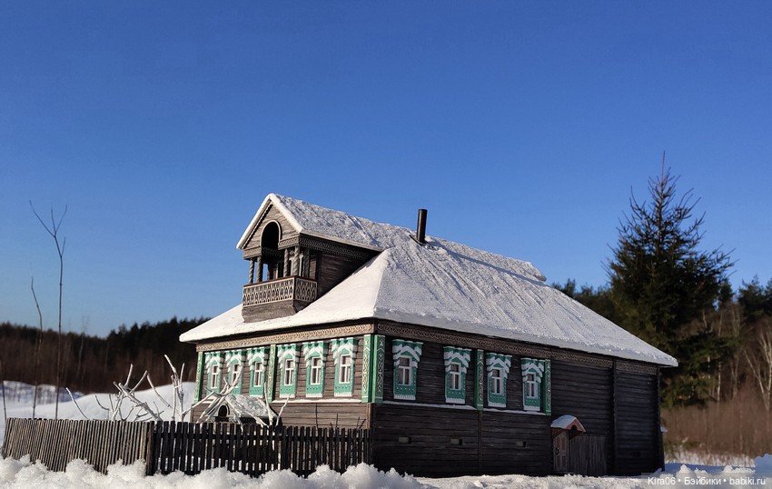 Ожившая сказка в миниатюре: деревенский домик Алексея Кроваткина (фото 8)