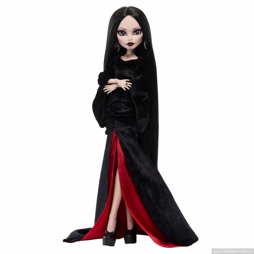 Роковая эстетика: Мортиша Аддамс в коллекции Monster High Skullector (фото 5)