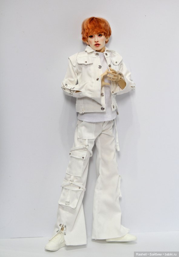 Аутфит для кей-поп звезды