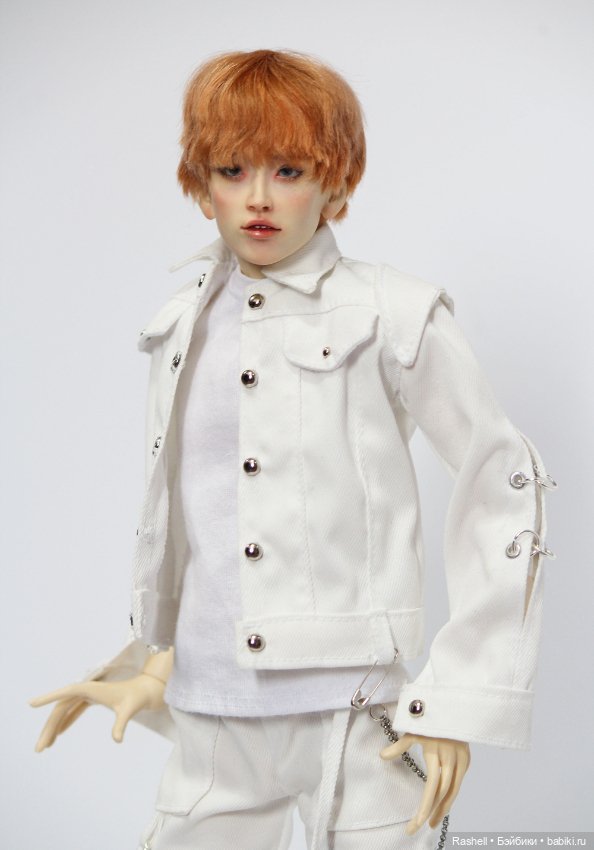 Аутфит для кей-поп звезды