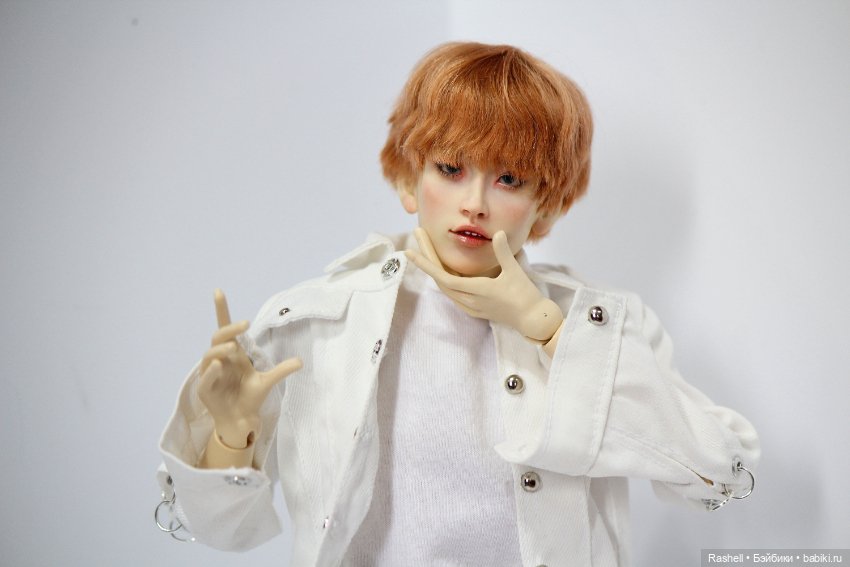 Аутфит для кей-поп звезды