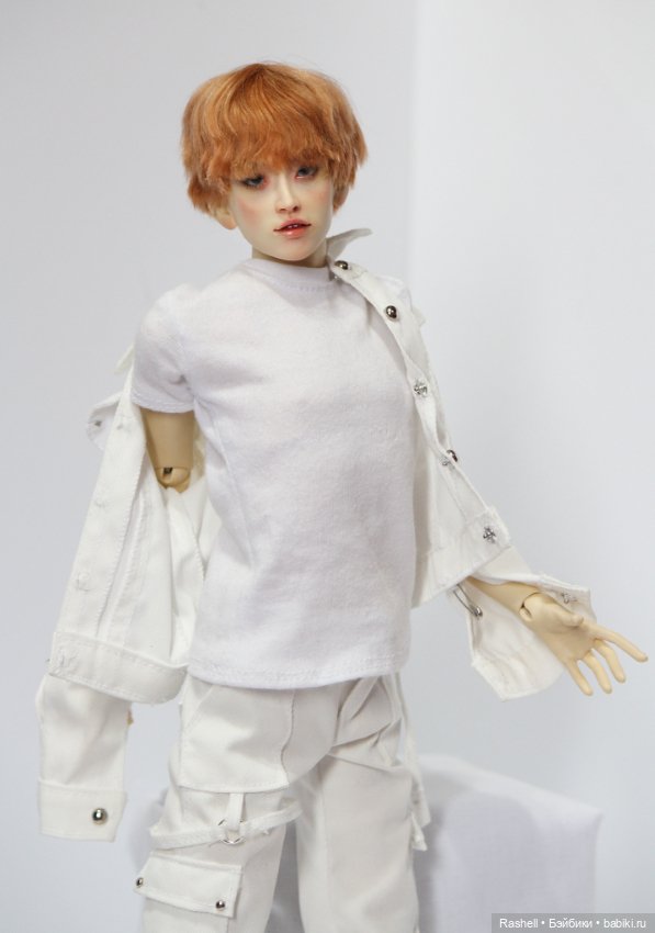 Аутфит для кей-поп звезды