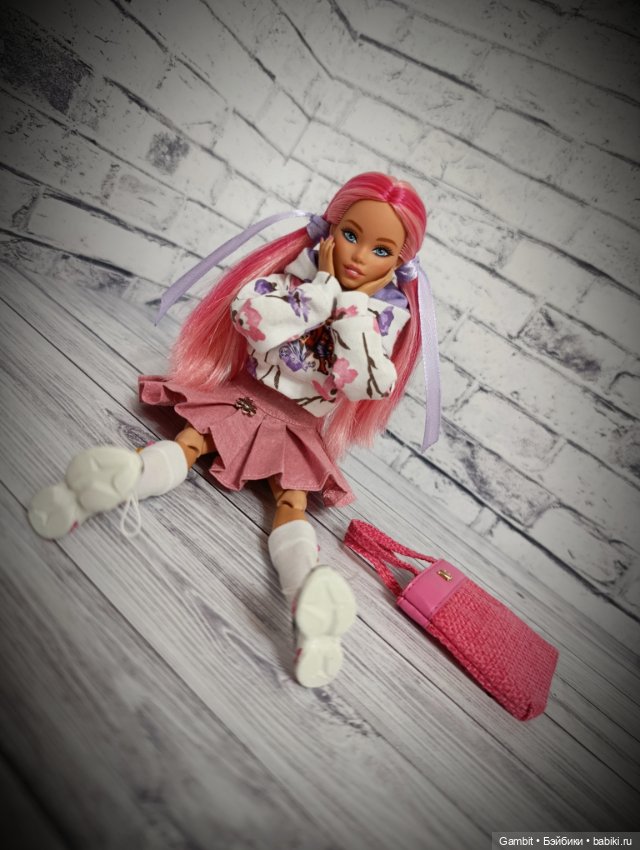 Пинки — Куклы Barbie (Барби): Looks (фото 8)