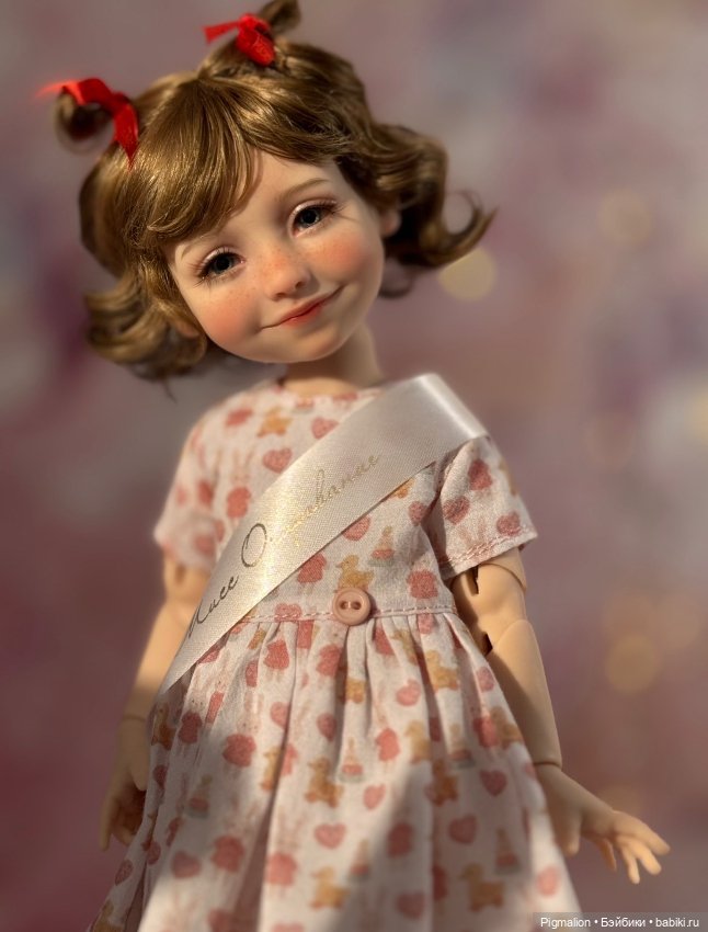 Наша Аришка впервые в полном образе (фото 6)