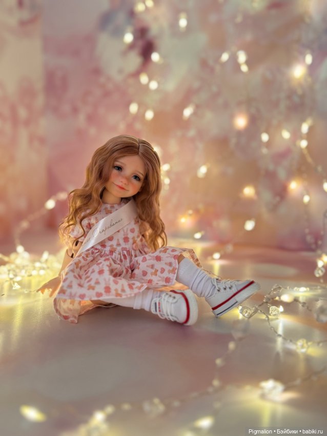 Наша Аришка впервые в полном образе