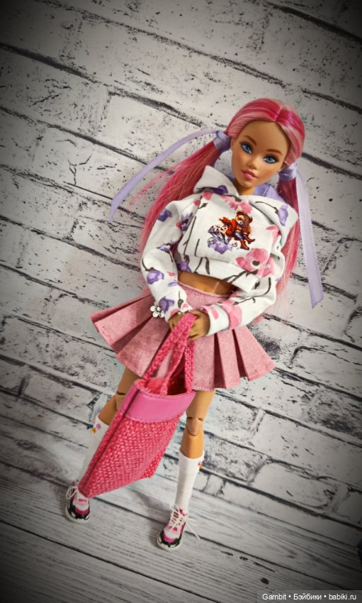 Пинки — Куклы Barbie (Барби): Looks (фото 4)
