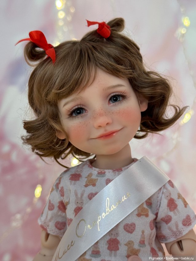 Наша Аришка впервые в полном образе (фото 4)